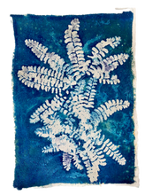 Load image into Gallery viewer, Fan Fern