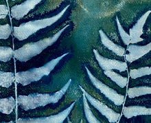 Load image into Gallery viewer, Holly fern