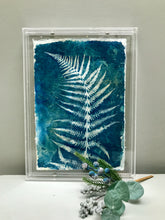 Load image into Gallery viewer, Clear Perspex box frame to fit A4 size