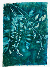 Load image into Gallery viewer, Wisteria straggle